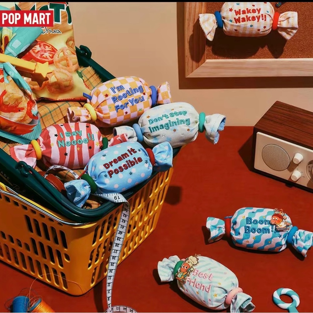 NIB Wakey Wakey Pop Mart Bag Charm - Picture 2 of 2